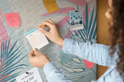 Pastel leaves cork memo board