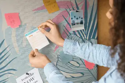 Pastel leaves cork memo board
