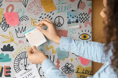 Cork memo board with picture sketches