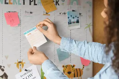 Weekly Printed Cork Memo Board with Animal Design