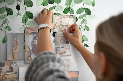 Plant leaves cork memo board