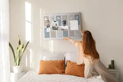 Cat shaped cork memo board calendar