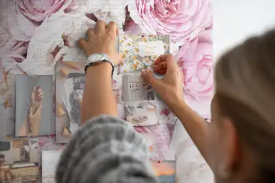 Decorative flower cork memo board