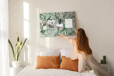 Plant leaves cork memo board