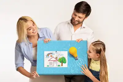 Cork memo board with light bulb drawing