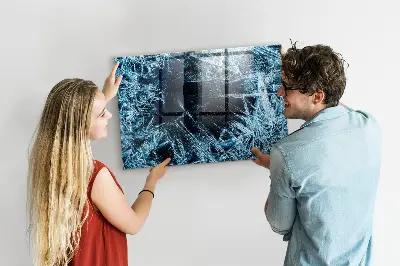 Frozen wall magnet board