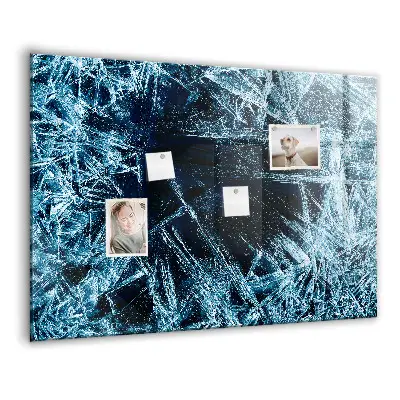 Frozen wall magnet board