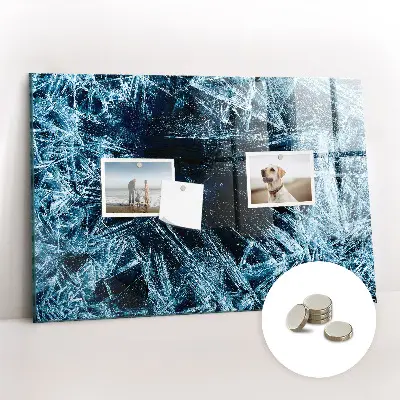 Frozen wall magnet board