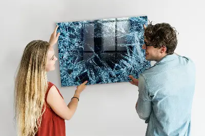 Frozen wall magnet board
