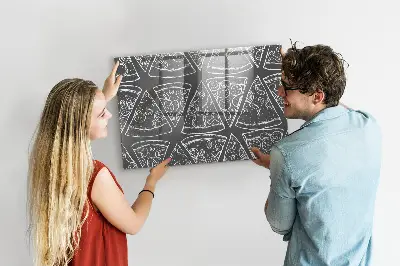 Painted pizza magnet board