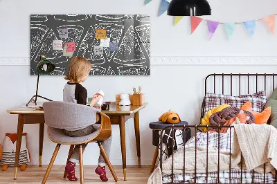 Painted pizza magnet board