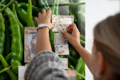 Green pepper magnet board