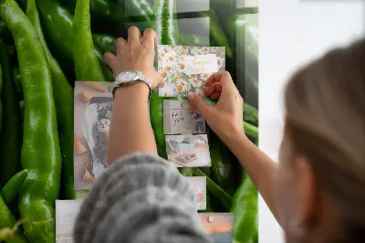 Green pepper magnet board