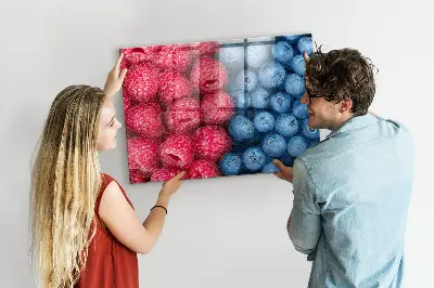 Magnetic wall board with blueberries and raspberries motif