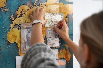 Decorative World Map Magnetic Glass Dry Erase Board