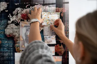 Linear map magnet board