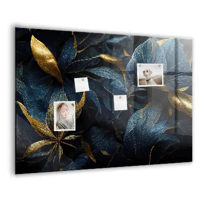 Magnetic wall board with decorative flowers