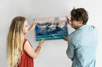 Whale shaped magnetic wall board
