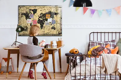 Magnetic wall board Vintage world map