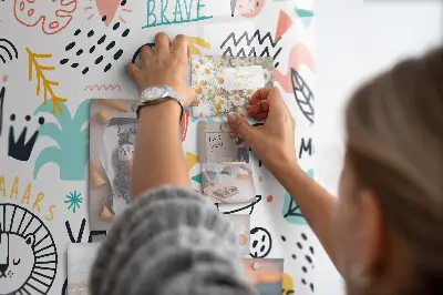 Magnetic glass dry erase board for pictures and sketches