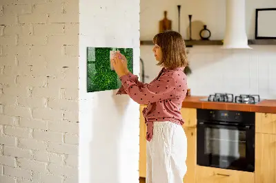 Hedge leaves magnetic board