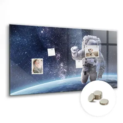 Astronaut magnetic wall board