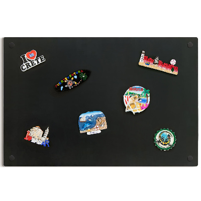 Decorative magnet board measuring 11 x 27 inches (approx. 40 x 60 cm)