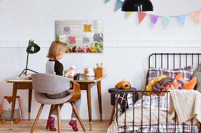 Magnetic board for drawing Vegetables on the table