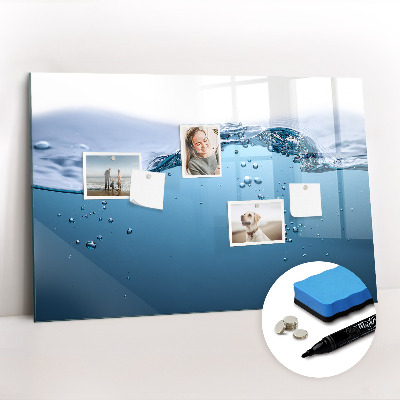 Magnetic erase board Close-up of water