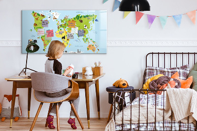 Magnetic writing board World map with animals