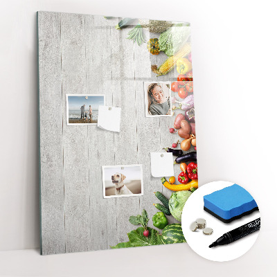 Magnetic marker board Vegetables on Wood