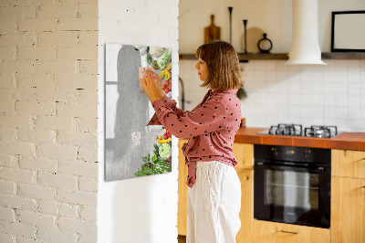 Magnetic marker board Vegetables on Wood