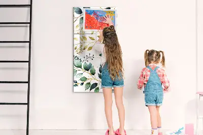 Flower pattern magnet board