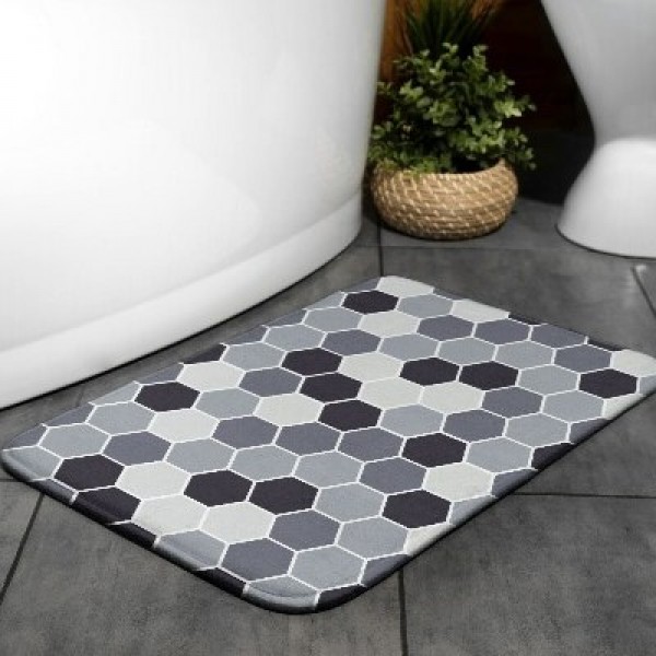 Bath mats with pattern motifs