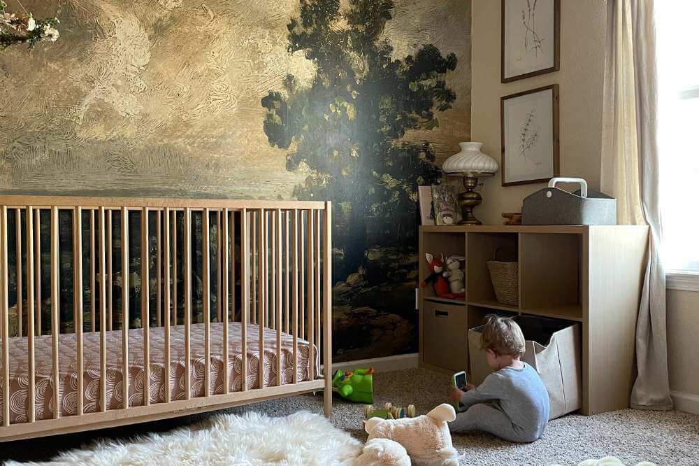 How to arrange a baby corner in the parents' bedroom?