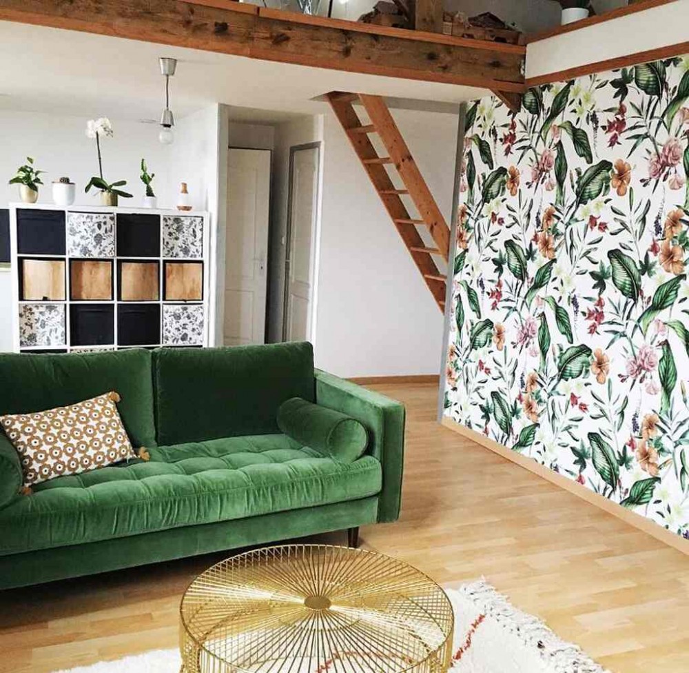 How to choose the right wallpaper for the living room