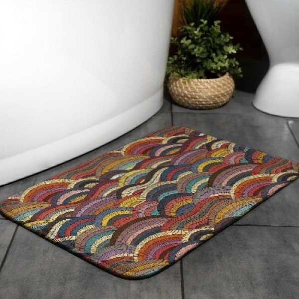 Bath mats with abstract motifs
